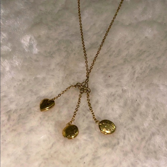 1928  Vintage Locket Heart Necklace - Picture 1 of 8